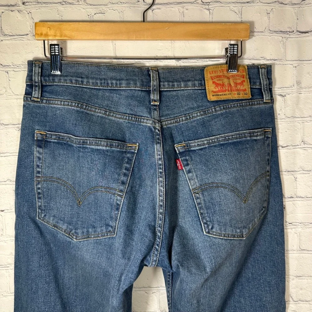 Levis Workwear Fit Mens Jeans 32x32 Medium Wash Blue Straight Leg Denim